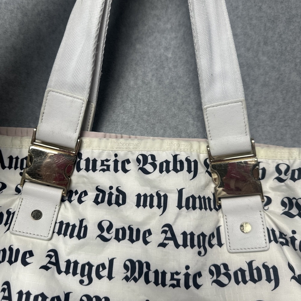 LeSportsac Gwen Stefani L.A.M.B y2k High capacity Tote Bag White/Gold W/ Charm - Picture 12 of 14